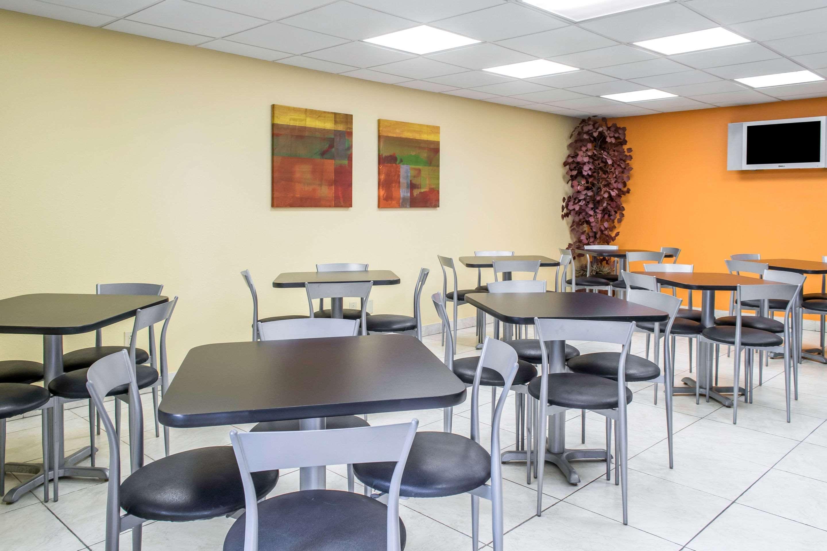 Econo Lodge Fort Knox Radcliff Экстерьер фото