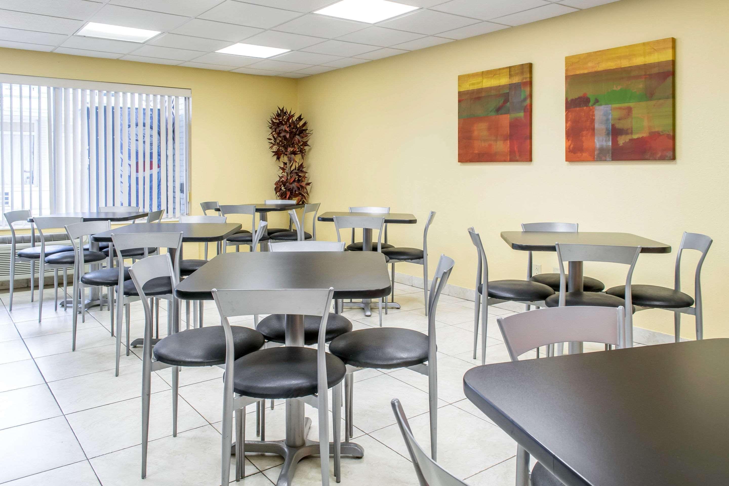 Econo Lodge Fort Knox Radcliff Экстерьер фото