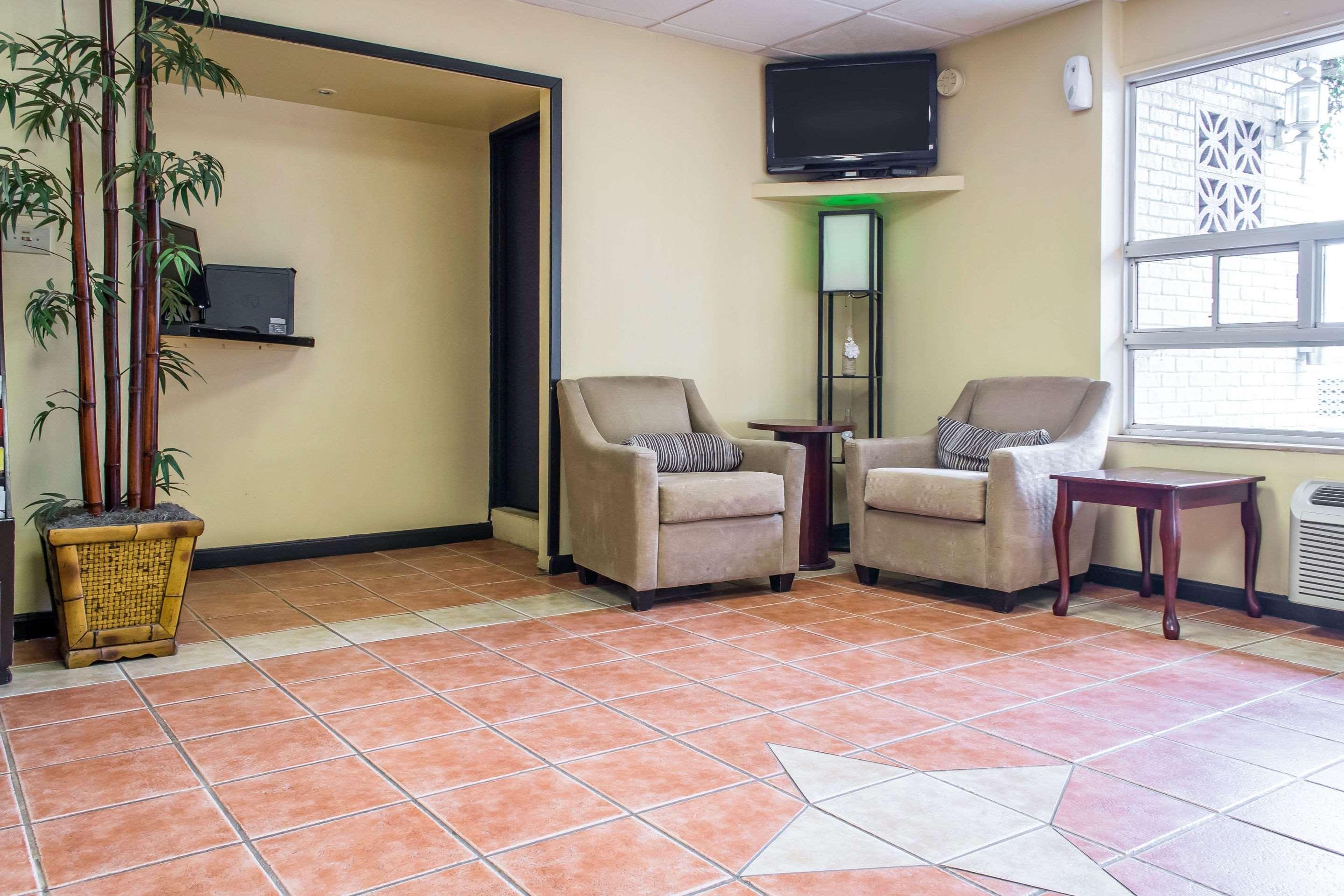 Econo Lodge Fort Knox Radcliff Экстерьер фото